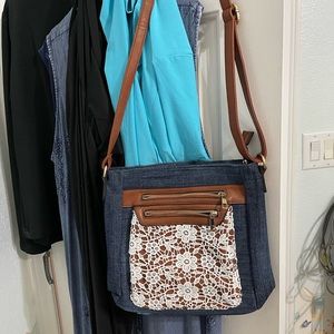 Denim handbag with lace detail
